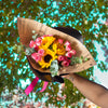 Bouquet girasoles y mini rosas fucsia