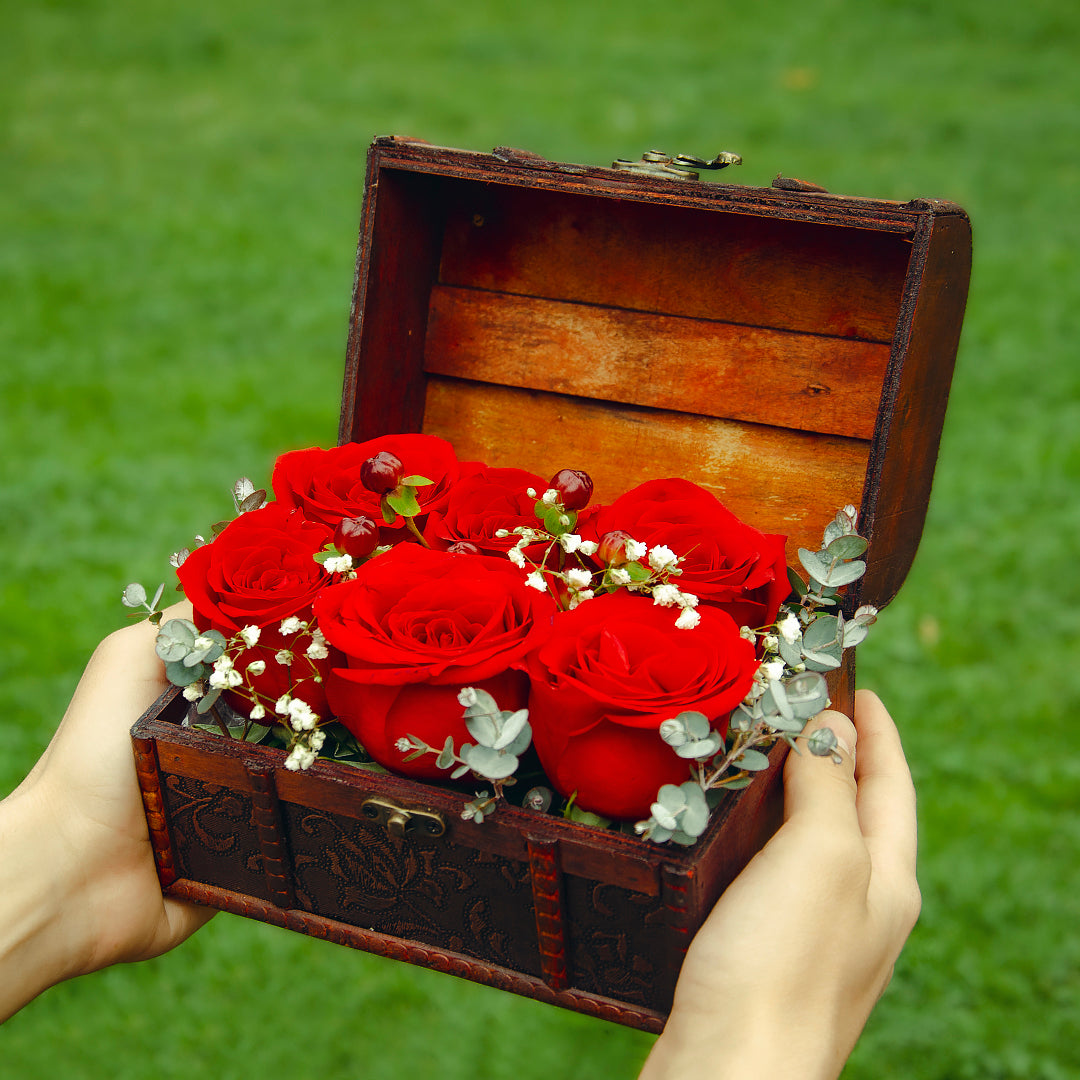 Baúl de Amor de Rosas Rojas